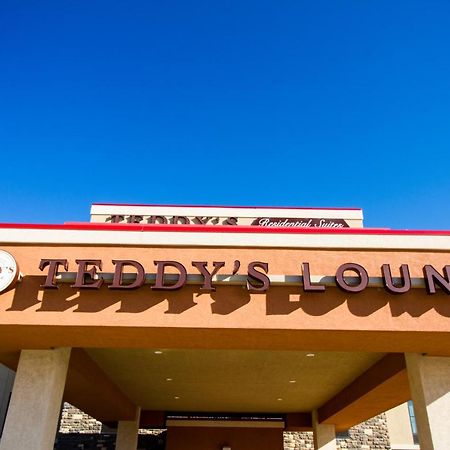 Teddy'S Residential Suites Watford City Exteriér fotografie