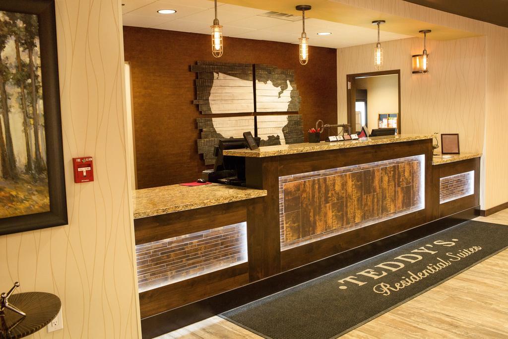 Teddy'S Residential Suites Watford City Exteriér fotografie