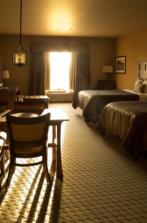 Teddy'S Residential Suites Watford City Exteriér fotografie