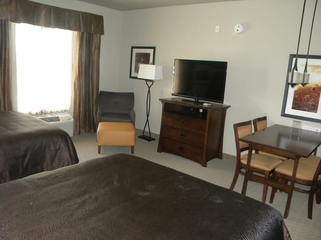 Teddy'S Residential Suites Watford City Exteriér fotografie