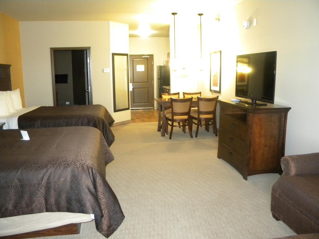 Teddy'S Residential Suites Watford City Exteriér fotografie