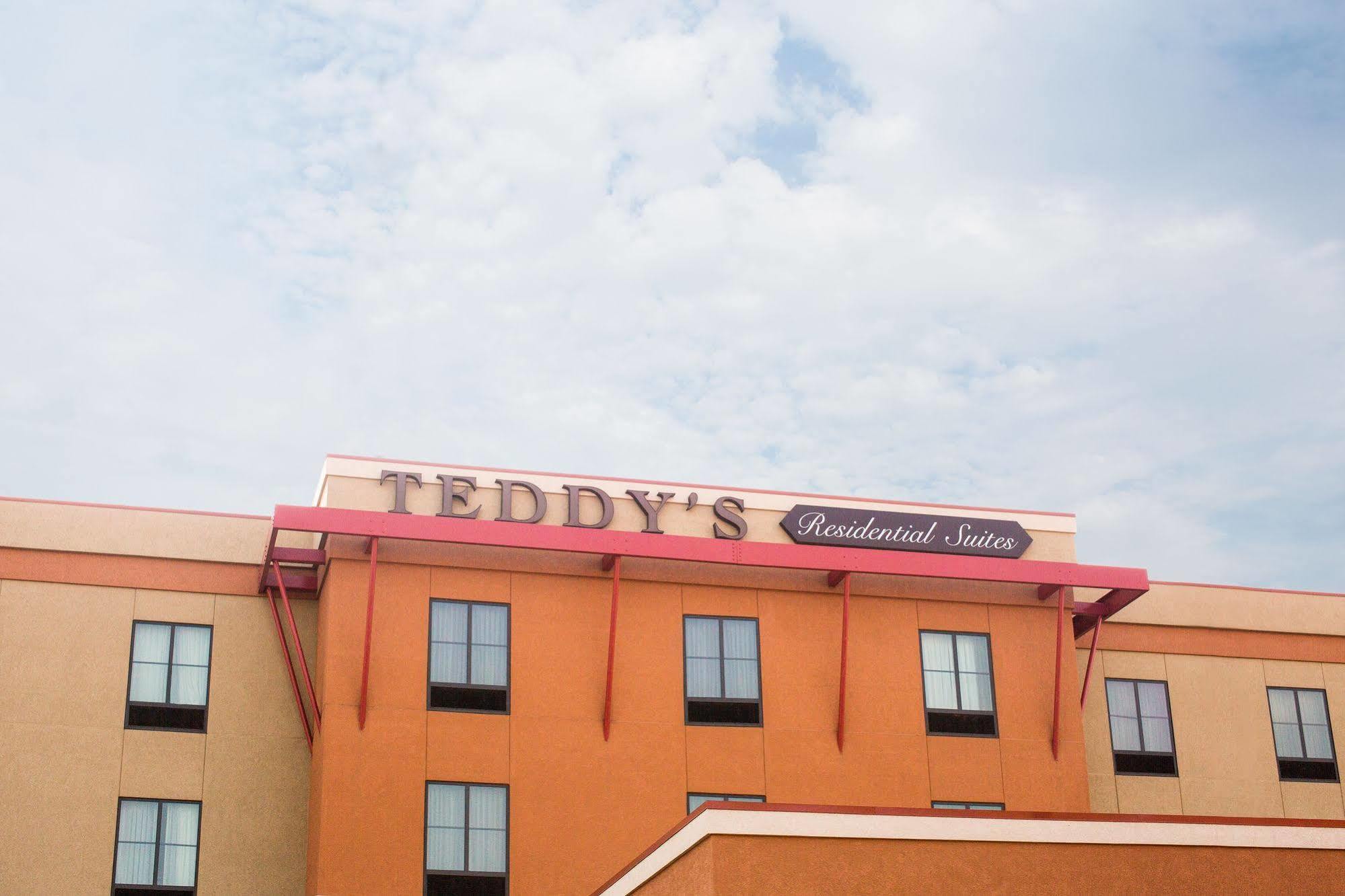 Teddy'S Residential Suites Watford City Exteriér fotografie