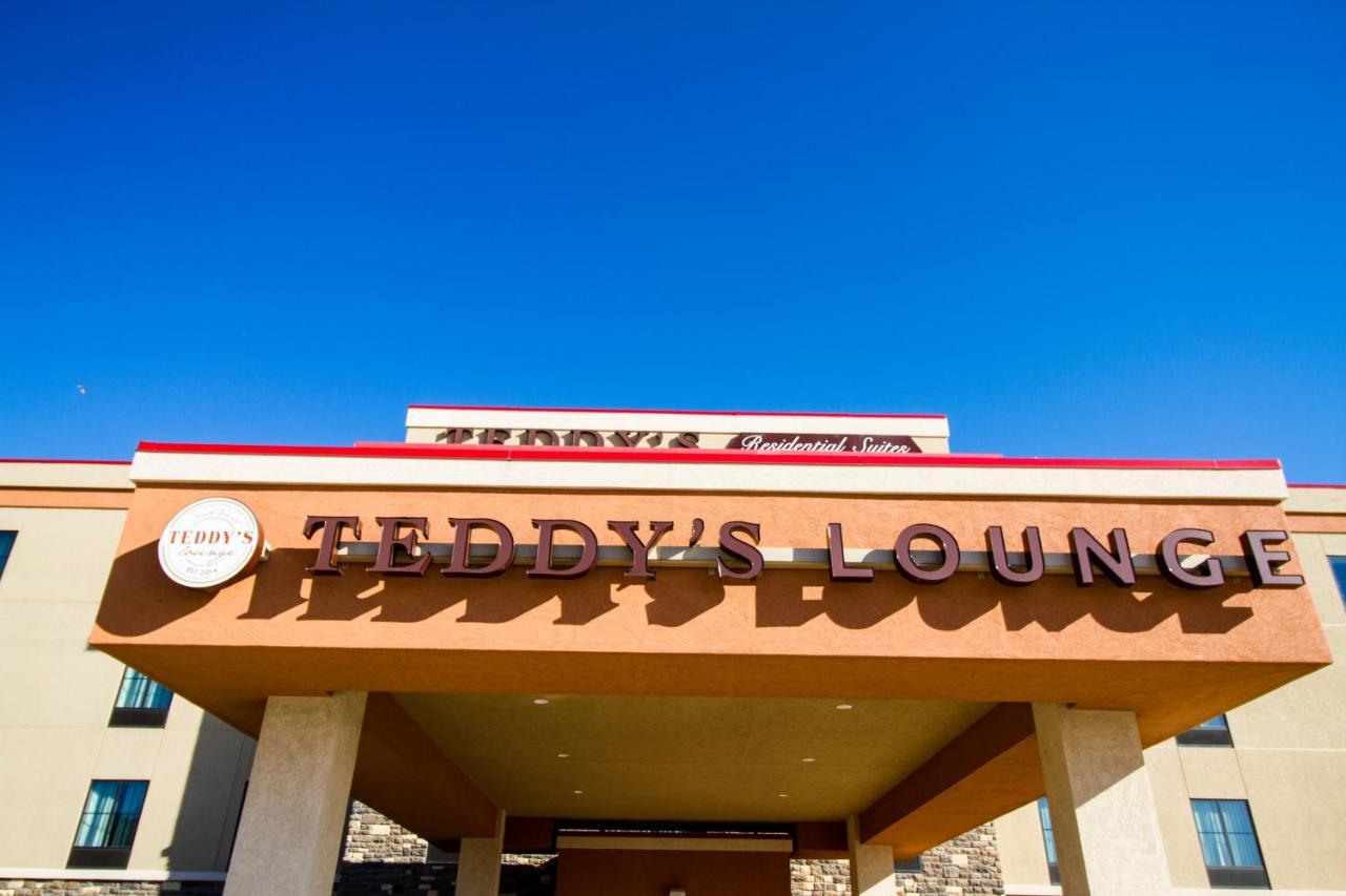 Teddy'S Residential Suites Watford City Exteriér fotografie